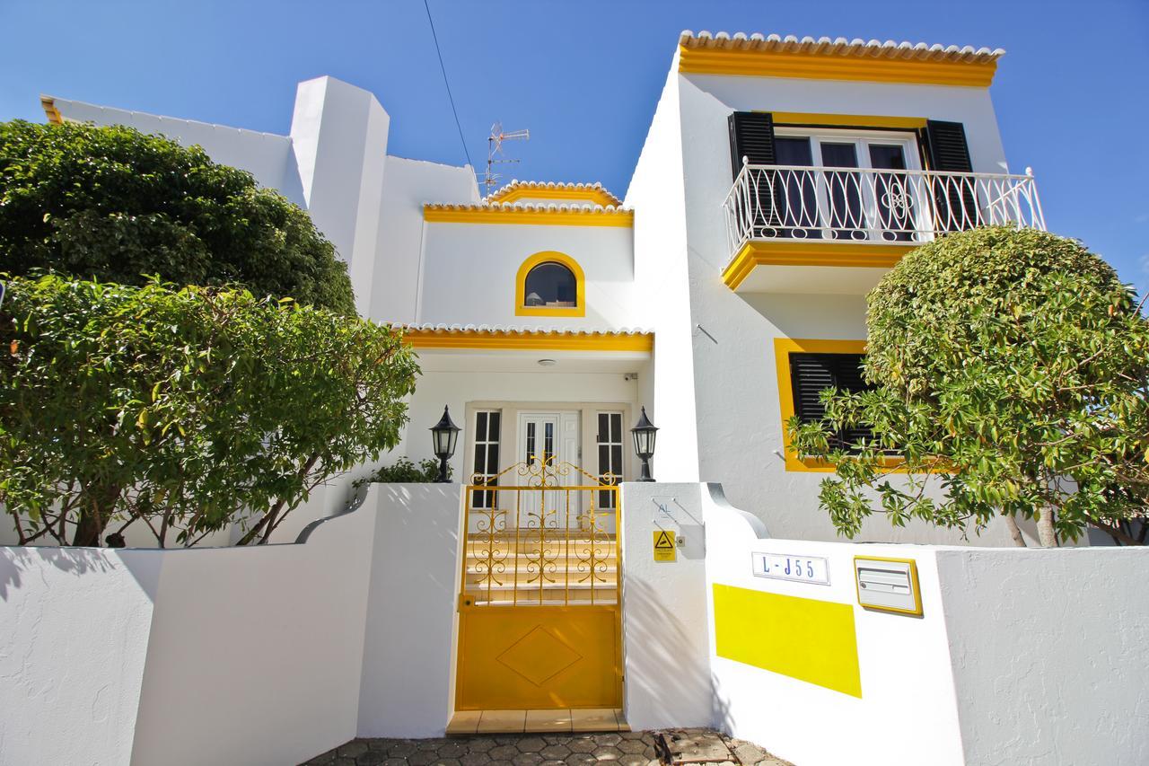 Suite Thing Hostel Lagos Exterior photo